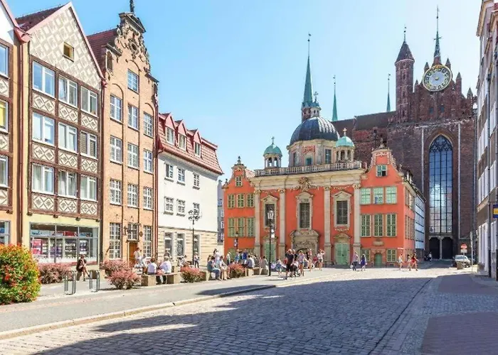 Urban Nest Group - Szafarnia 7 46